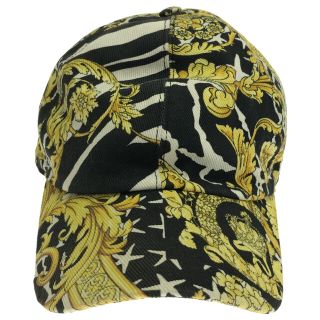 ヴェルサーチ(VERSACE)のVERSACE ヴェルサーチ PRINTED BASEBALL CAP 総柄デザイン ベースボールキャップ 帽子 ブラック/イエロー(キャップ)