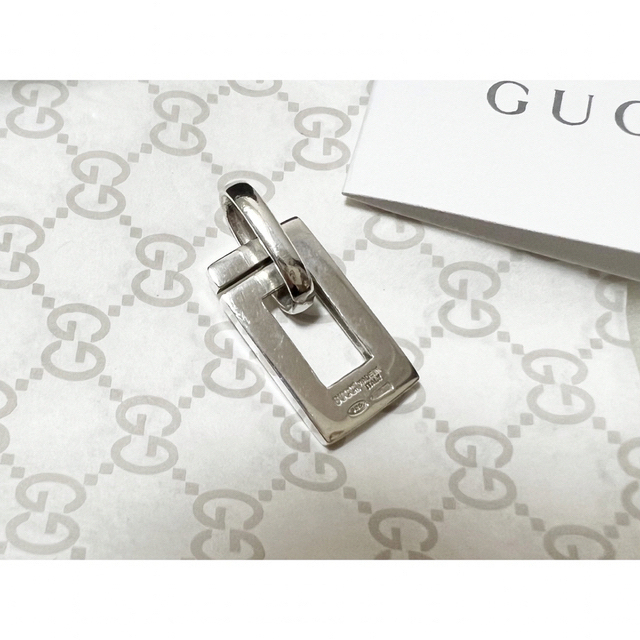 Gucci(グッチ)のGUCCI ネックレストップ　G プレート　シルバー925 ペンダントトップ メンズのアクセサリー(ネックレス)の商品写真