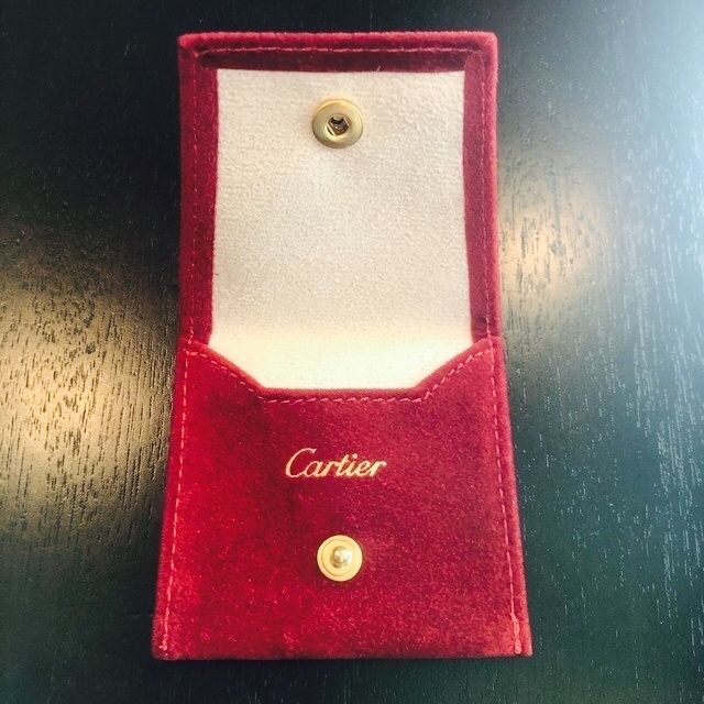 Cartier(カルティエ)の【新品未使用】カルティエ　携帯用　ジュエリー入れ　指輪入れ　旅行用　保存袋 インテリア/住まい/日用品のインテリア小物(小物入れ)の商品写真