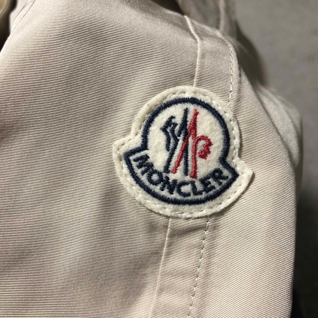 MONCLER(モンクレール)のとっとさま専用モンクレール　スプリングコート レディースのジャケット/アウター(トレンチコート)の商品写真