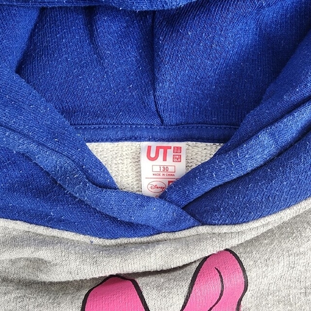 UNIQLO(ユニクロ)のユニクロ UT UNIQLO ディズニー ミニーちゃん　フーディー　パーカー キッズ/ベビー/マタニティのキッズ服女の子用(90cm~)(Tシャツ/カットソー)の商品写真