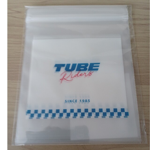 TUBE　チャック付ビニール袋(5枚入り)　(非売品) エンタメ/ホビーのタレントグッズ(ミュージシャン)の商品写真