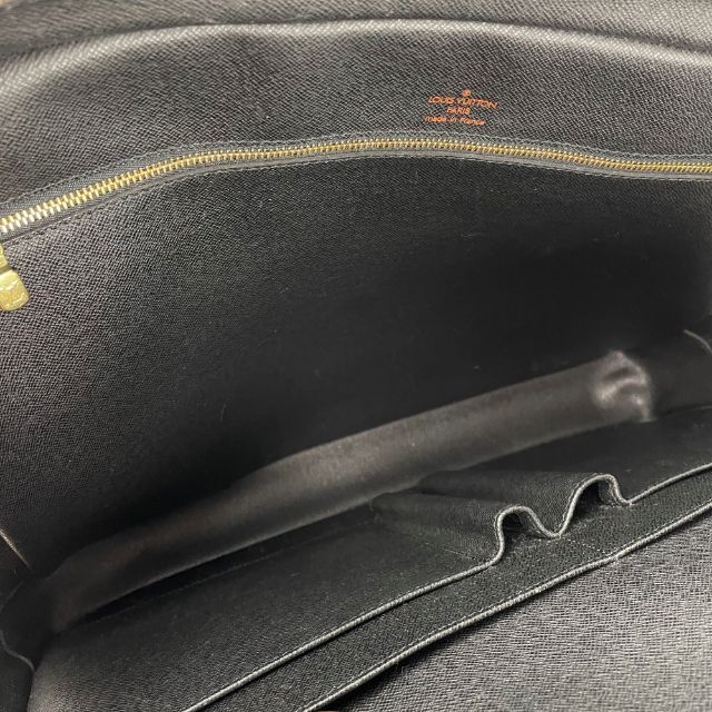 □ルイ ヴィトン□ エピ ポルトドキュマン ヴォワヤージュ PDV 書類