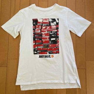 ナイキ(NIKE)の美品　THE NIKE TEE スニーカー シューズボックス柄　ナイキ　Tシャツ(Tシャツ(半袖/袖なし))