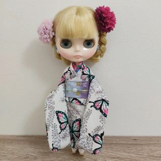 ブライス　リカちゃんサイズ　着物　振袖(人形)