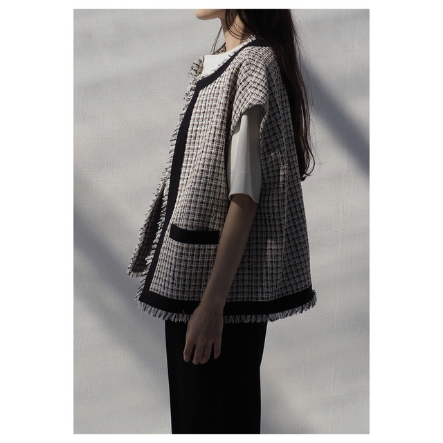 配送日指定可 【nae.】新品未使用品Novel Tweed Vest_ivory - 通販