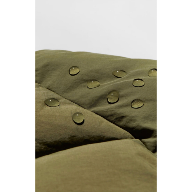 ZARA KIDS(ザラキッズ)のZARA キッズ　ベビー　カラーブロック仕様パフジャケット キッズ/ベビー/マタニティのベビー服(~85cm)(ジャケット/コート)の商品写真