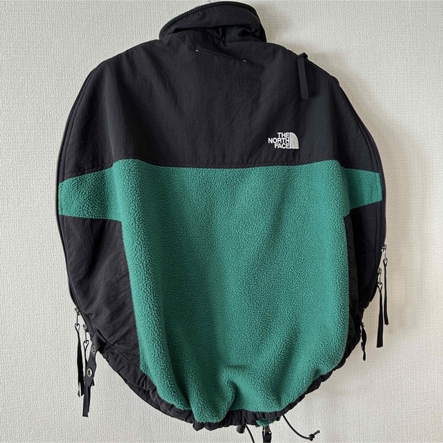 MM6xTHE North Face サークル型ベストM