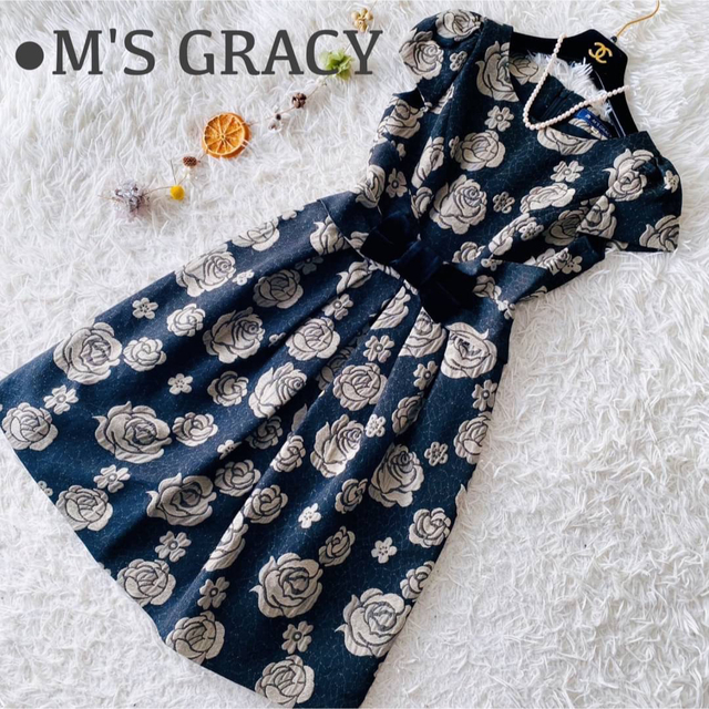 M'S GRACY - 極美品 エムズグレイシー カメリア フロッキー 刺繍 ベロア リボン ワンピースの通販 by MANE's shop