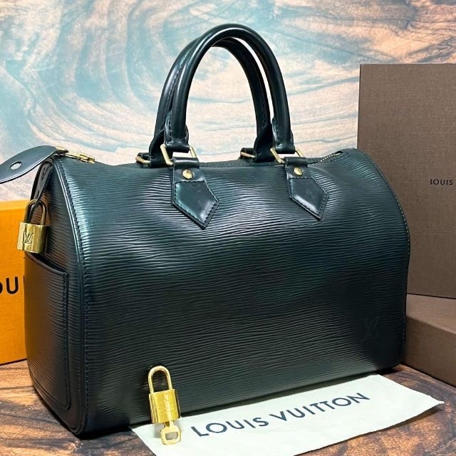 2022秋冬新作】 LOUIS VUITTON - ✨ 美品/大人気✨ ルイヴィトン エピ