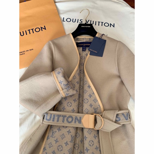 LOUIS VUITTON - 試着のみルイヴィトン21AWラップロングコート34