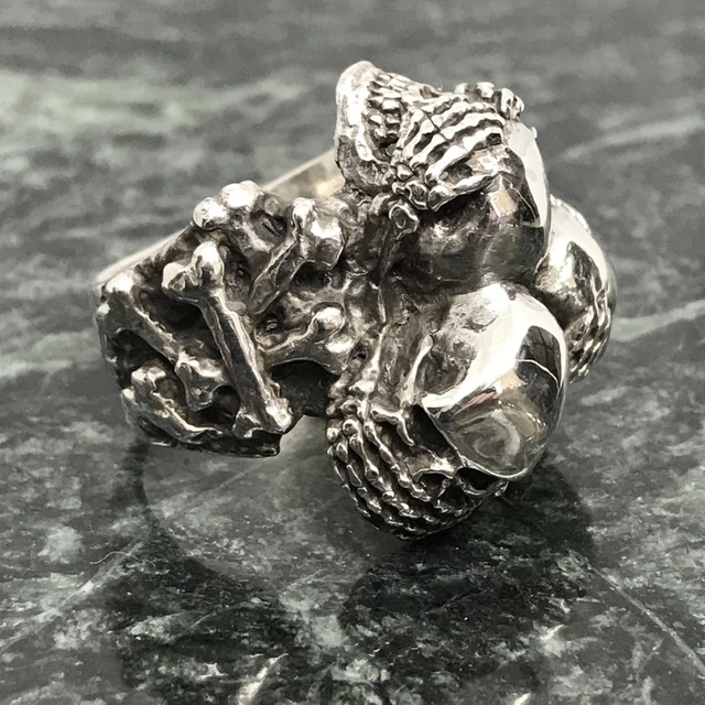CRAZY PIG - THREE WISE SKULLS RING【CRAZY PIG】の通販 by Sophia's
