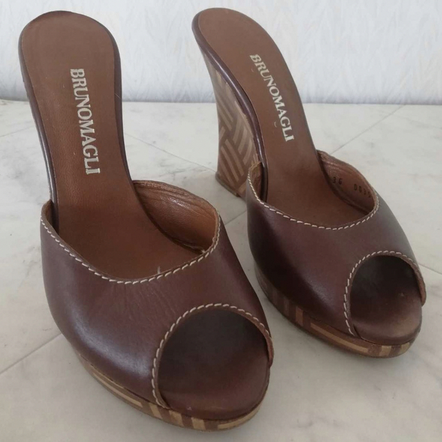 BRUNOMAGLI(ブルーノマリ)のBRUNOMAGLI ブルーノマリ 本革ウェッジサンダル 36  レディースの靴/シューズ(サンダル)の商品写真