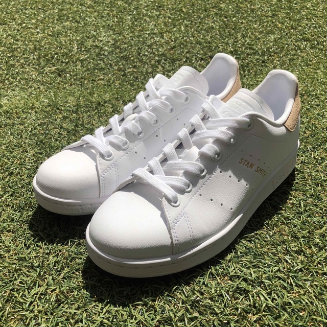 adidas(アディダス)の新同22.5adidas STANSMITHアディダス スタンスミス HT915 レディースの靴/シューズ(スニーカー)の商品写真