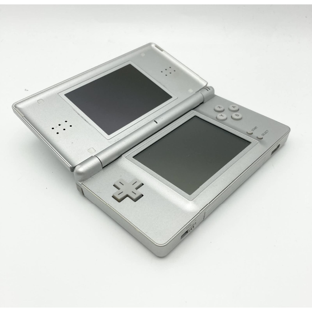 ニンテンドーDS 中古セール Nintendo ニンテンドーDS Lite グロス シルバーの通販 by 123shop|ニンテンドーDSならラクマ ニンテンドーDS Lite グロスシルバー
