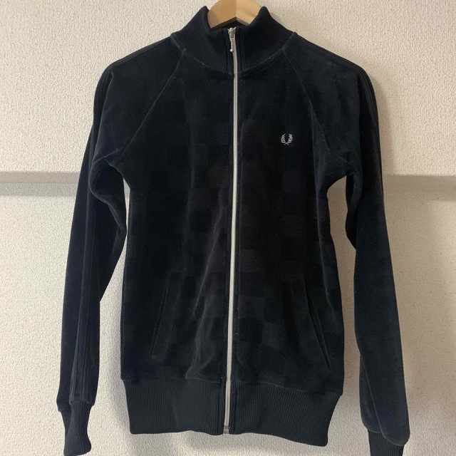 FRED PERRY(フレッドペリー)のFRED PERRY ベロアトラックジャケット メンズのトップス(ジャージ)の商品写真