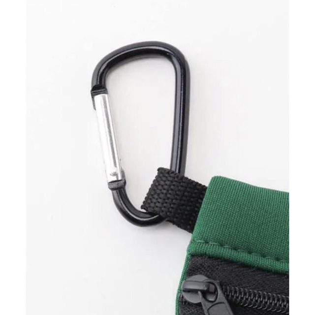 L'Appartement DEUXIEME CLASSE(アパルトモンドゥーズィエムクラス)のL'Appartement Foam Pouch W/Carabiner レディースのファッション小物(ポーチ)の商品写真