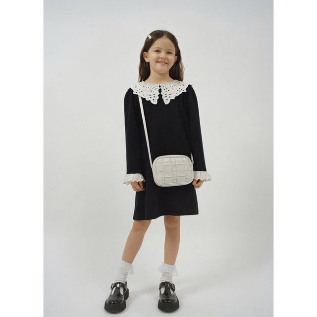 ZARA KIDS(ザラキッズ)の新品♡ZARAマッチング刺繍入りワンピース キッズ/ベビー/マタニティのキッズ服女の子用(90cm~)(ワンピース)の商品写真