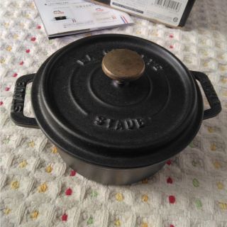 ストウブ(STAUB)の⚪専用⚪　　ミニ　ココット　ラウンド　12CM(鍋/フライパン)