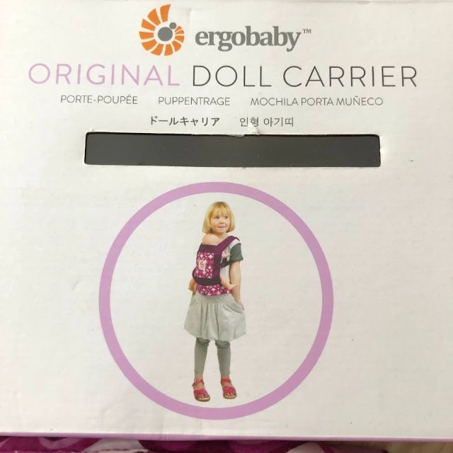 Ergobaby(エルゴベビー)のエルゴベビー ドールキャリア 抱っこひも　人形用 キッズ/ベビー/マタニティのおもちゃ(ぬいぐるみ/人形)の商品写真