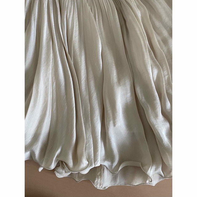 EPOCA(エポカ)のEPOCAエポカ🤍エアリープリーツスカート40 レディースのスカート(ひざ丈スカート)の商品写真