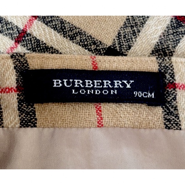 BURBERRY(バーバリー)の【美品】★バーバリー★BURBERRY★スカート★90 キッズ/ベビー/マタニティのキッズ服女の子用(90cm~)(スカート)の商品写真