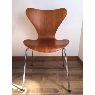 アルネヤコブセン(Arne Jacobsen)のセブンチェア　Fritz Hansen／フリッツ・ハンセン(ダイニングチェア)