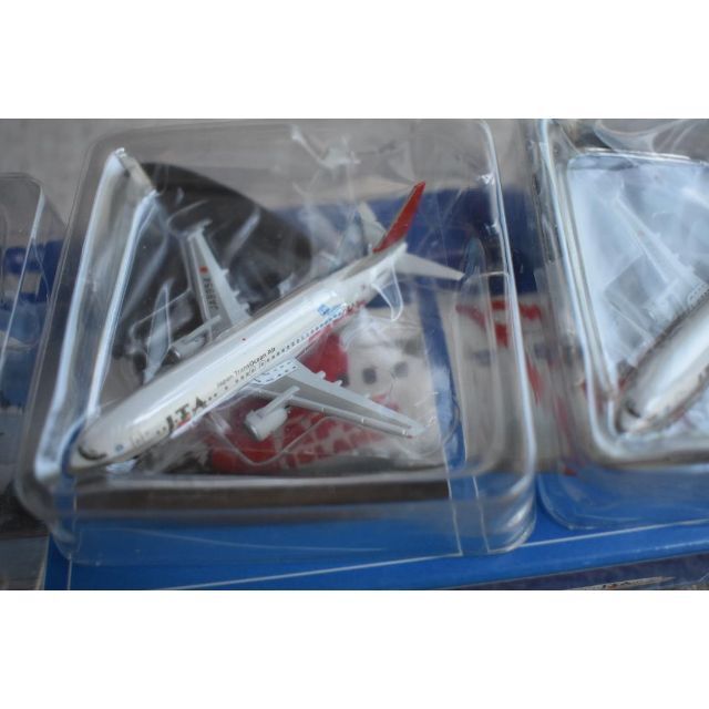 1000個限定 ヘルパ1/500 JAL/JTA B737-400 3機セット 2