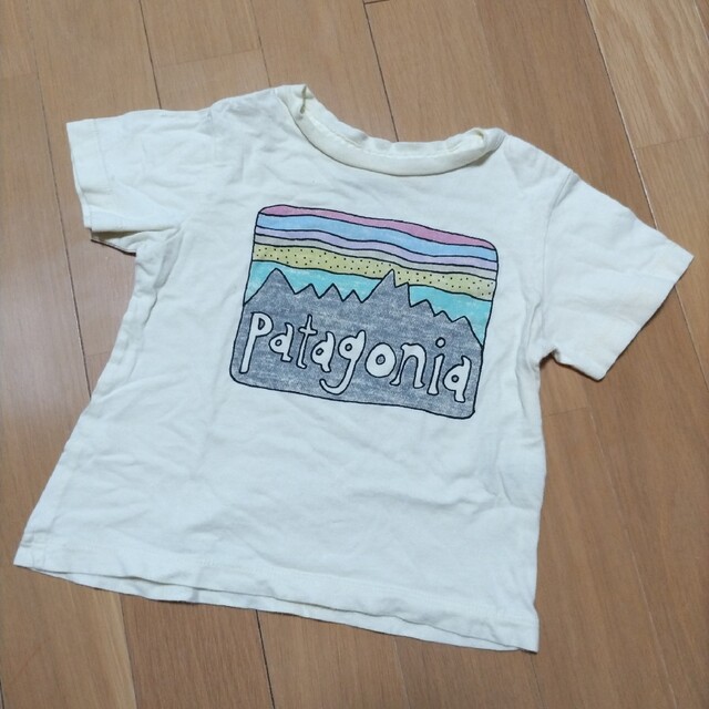 patagonia(パタゴニア)のパタゴニア　半袖Tシャツ　12-18M キッズ/ベビー/マタニティのキッズ服男の子用(90cm~)(Tシャツ/カットソー)の商品写真