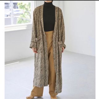 トゥデイフル ストライプジャガード ロングガウン シルク混 ベルト