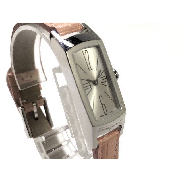 Ferragamo(フェラガモ)のSalvatore Ferragamo レディース 腕時計 クオーツ レザー レディースのファッション小物(腕時計)の商品写真