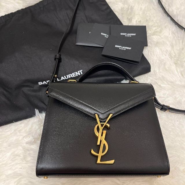 最愛 Saint Laurent - サンローラン カサンドラトップハンドルミニ ショルダーバッグ 最愛 Saint Laurent - サンローラン カサンドラトップハンドルミニ ショルダーバッグ