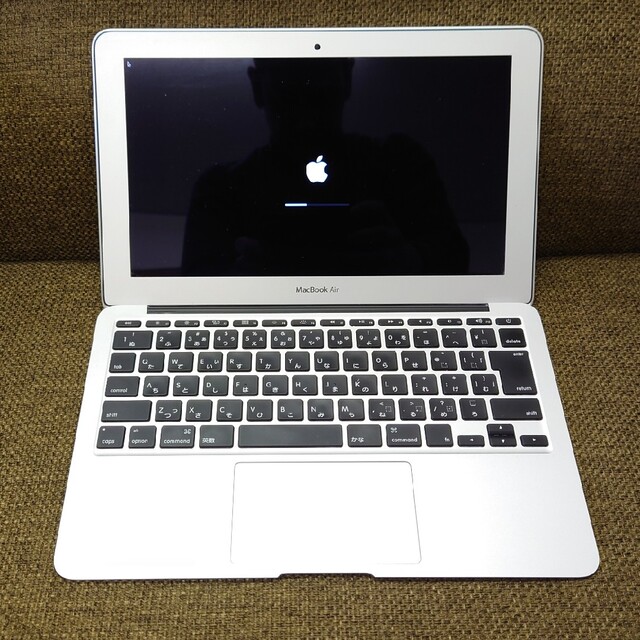 APPLE MacBook Air MJVG2J/A 2015年製