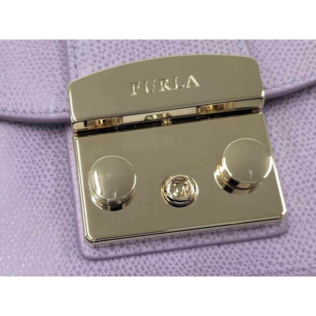 Furla(フルラ)のFURLA メトロポリス チェーン ショルダーバッグ レザー パープル レディースのバッグ(ショルダーバッグ)の商品写真