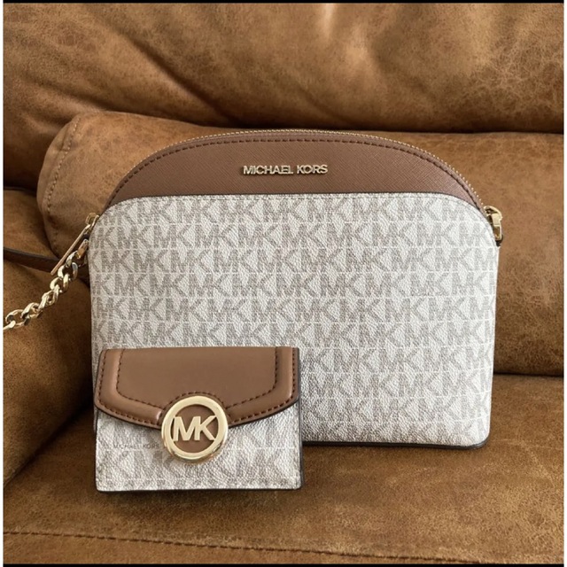 新品未使用 Michael Kors マイケルコース バックと財布セット-