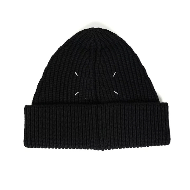 Maison Martin Margiela(マルタンマルジェラ)の新品 メゾン マルジェラ ニット帽 4ステッチ リブ ニットキャップ  ブラック レディースの帽子(ニット帽/ビーニー)の商品写真