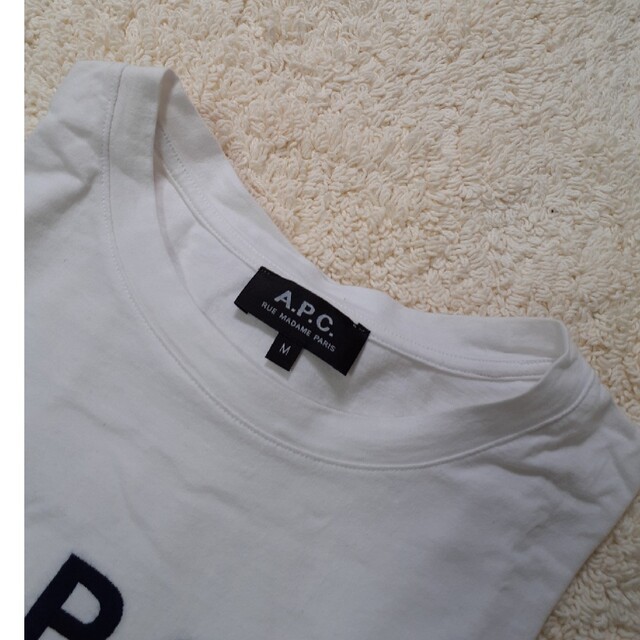 A.P.C(アーペーセー)の【お値下げ中】A.P.C.アーペーセー　Tシャツ レディースのトップス(Tシャツ(半袖/袖なし))の商品写真