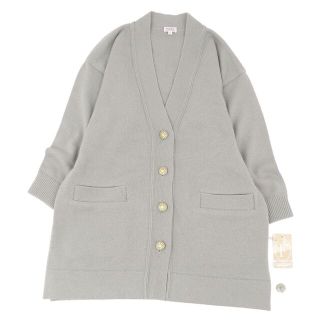 FOXEY(カーディガン ・ グリーン・カーキ/緑色系)のフリマ FOXEY(カーディガン ・ グリーン・カーキ/緑色系)のフリマ