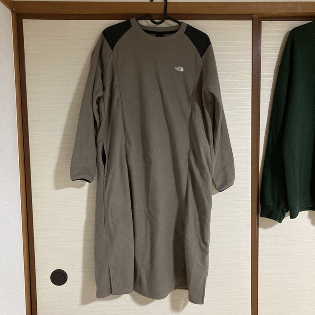 THE NORTH FACE(ザノースフェイス)のノースフェイス　マタニティワンピース キッズ/ベビー/マタニティのマタニティ(マタニティワンピース)の商品写真