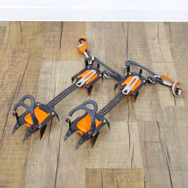 PETZL - ペツル PETZL IRVIS FLEXLOCK イルビス 10本爪 収納 PETZL - ペツル PETZL IRVIS FLEXLOCK イルビス 10本爪 収納