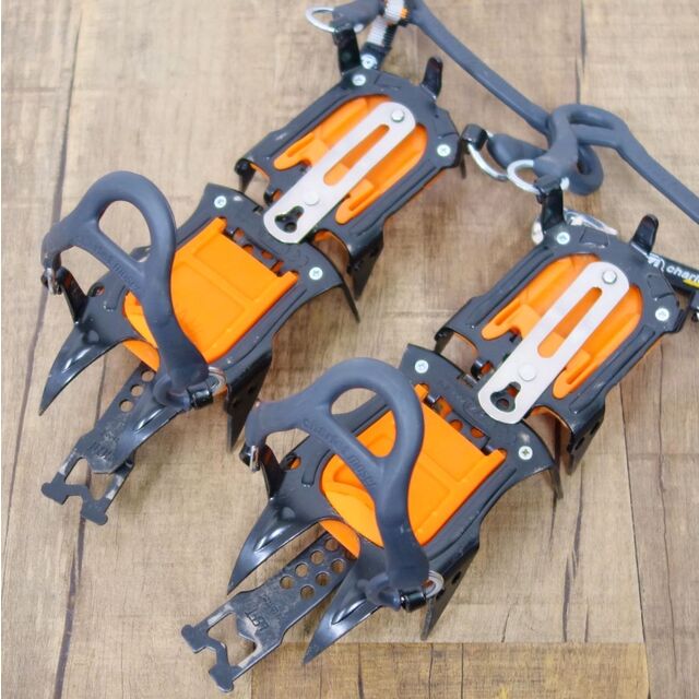 PETZL - ペツル PETZL IRVIS FLEXLOCK イルビス 10本爪 収納 PETZL - ペツル PETZL IRVIS FLEXLOCK イルビス 10本爪 収納