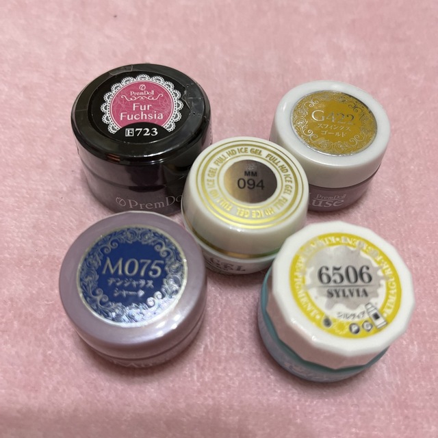 No6未使用カラージェル☆プリミドール、きまぐれピグメント、5ヶセット コスメ/美容のネイル(カラージェル)の商品写真