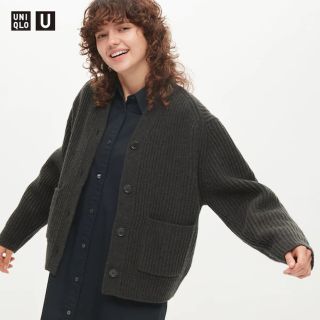 ユニクロ(UNIQLO)のユニクロユー プレミアムラムリブカーディガン ダークグレー xs(カーディガン)