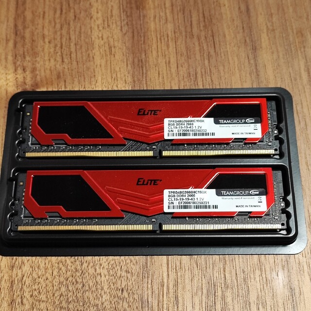 Team DDR4 2666Mhz 8GBx2枚