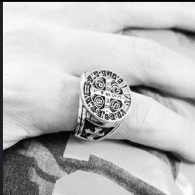 【SALE】リング メンズ シルバー アクセサリー 十字架 指輪 20号 レディースのアクセサリー(リング(指輪))の商品写真