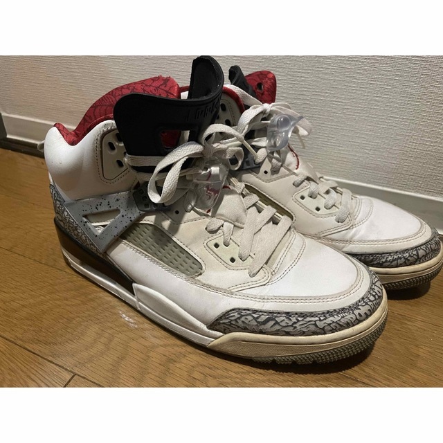 Jordan Brand（NIKE）(ジョーダン)のJORDAN Spizike White Cement メンズの靴/シューズ(スニーカー)の商品写真