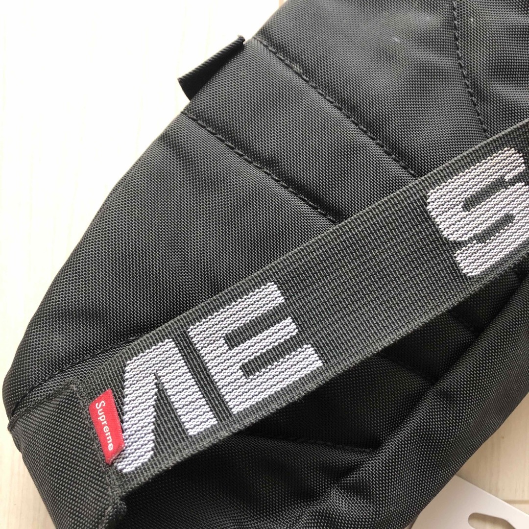 Supreme(シュプリーム)の18SS Supreme Waist Bag Black シュプリーム バッグ メンズのバッグ(ボディーバッグ)の商品写真