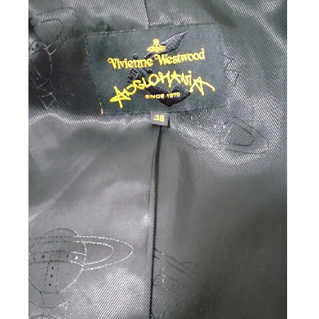 Vivienne Westwood(ヴィヴィアンウエストウッド)のVivienne Westwood ウール ボーダー コート レディースのジャケット/アウター(チェスターコート)の商品写真