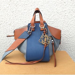 ロエベ バッグの通販 10,000点以上 | LOEWEを買うならラクマ