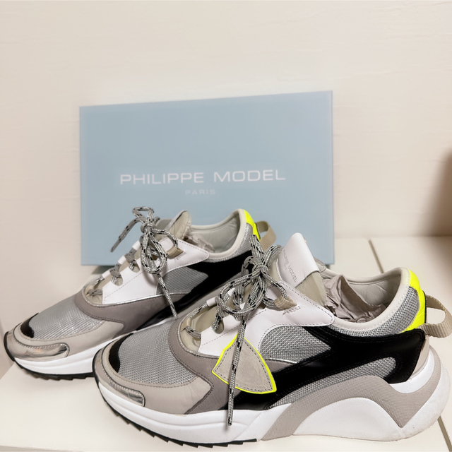 PHILIPPE MODEL(フィリップモデル)のPHILIPPE MODEL ローカットスニーカー メンズの靴/シューズ(スニーカー)の商品写真
